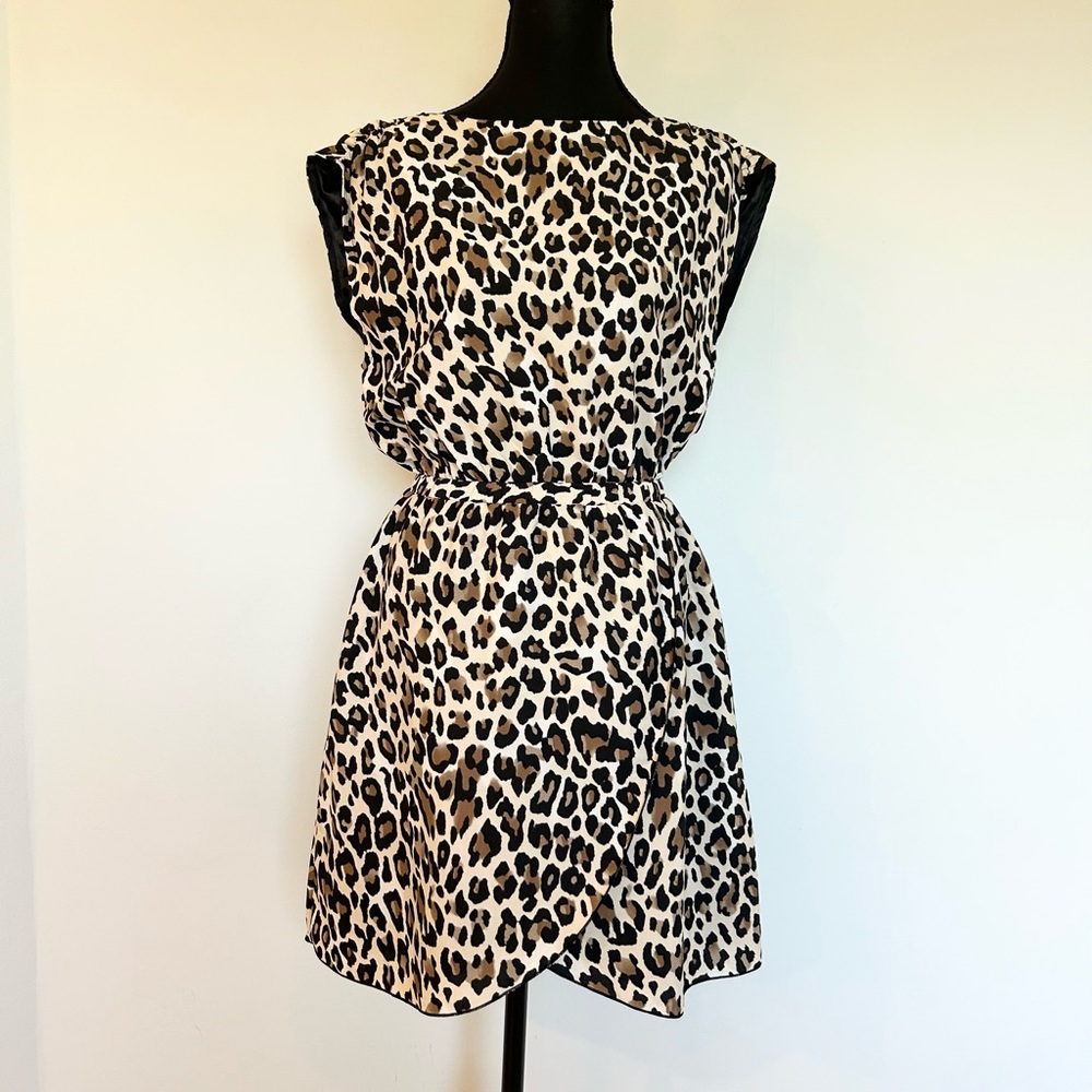 H&M Leopard Print Sleeveless Dress – Size 6